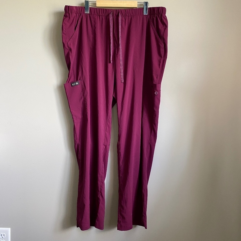 Koi Basics Women's Wine Cargo Scrub Pants Size 2X‎ Regular